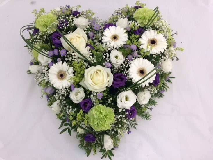 Closed Hearts (Loose) - Lady Flora Florists