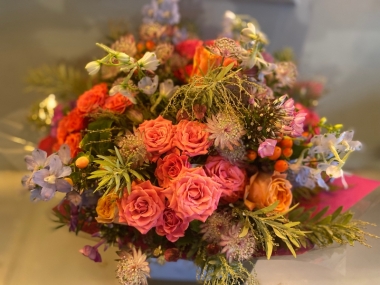 Lady Flora *Florist Choice